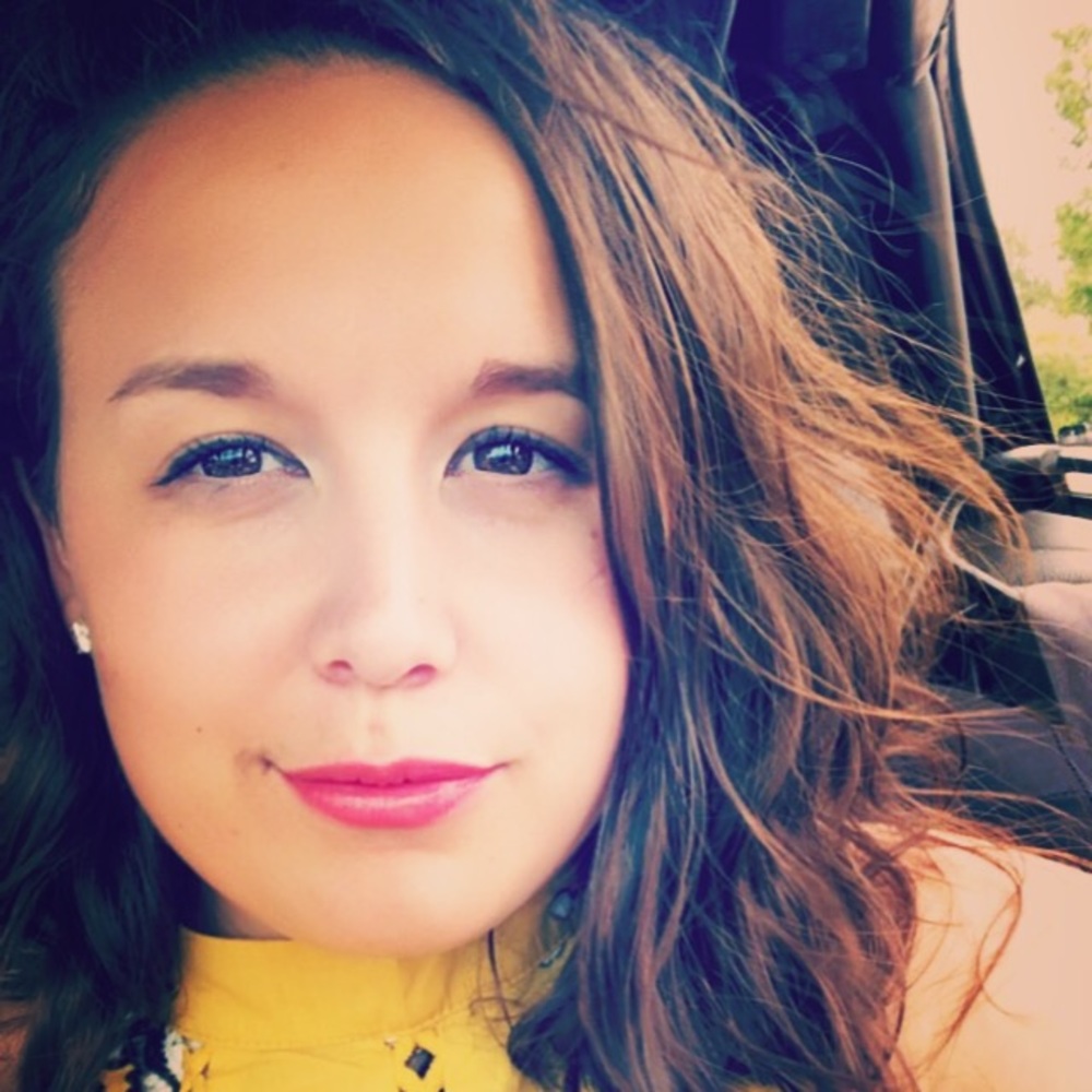 Meet your Posher, Hillary